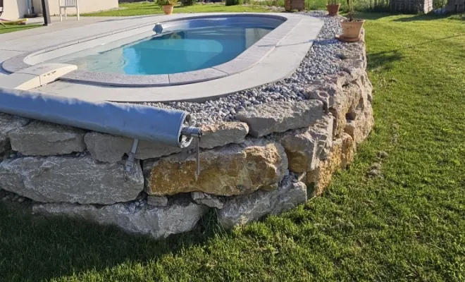 Nouvelle réalisation à Saint-Genix-les-Villages : une piscine Waterair sur mesure !, Saint-Genix-sur-Guiers, Paccard Paysage